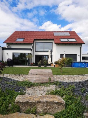 "Modernes Einfamilienhaus – in Randlage, Stilvoll Wohnen"