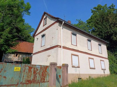Bieterverfahren: Wohnhaus mit Scheune und Freifläche in Bad Soden am Taunus