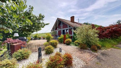 ~~ GEPFLEGTES WOHNHAUS MIT GROSSER TERRASSE IN  TOP LAGE VON LEINSWEILER ~~