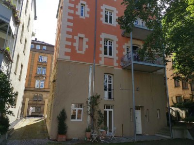 Charmante 2,5 Zimmer Wohnung in Stadtvilla, Gartengeschoss