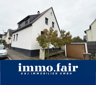 Freistehendes Mehrfamilienhaus im Zentrum – saniert, vielseitig nutzbar
