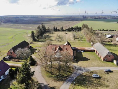Historisches Gutshaus zum exklusiven Wohnen nur 35 km von Rostock entfernt