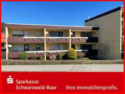2,5 Zimmer-Wohnung mit Balkon und Stellplatz