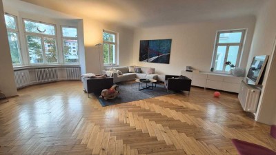 Charmante Altbauwohnung im Herzen der Erlanger Innenstadt