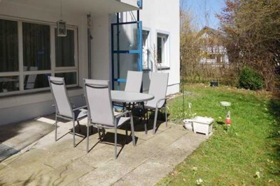 2 Zimmer Wohnung mit eigenem Garten und Terrasse in ruhiger LAGE Unterhaching, bezugsfrei