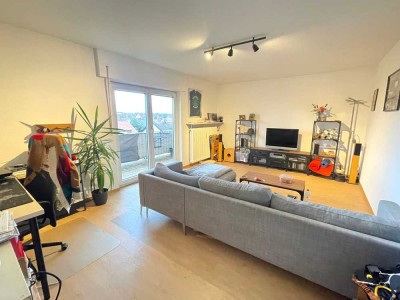 Attraktive 2-Zimmer-Wohnung mit Balkon und Tageslichtbad