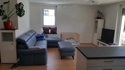 Schöne 4-Zimmer-Erdgeschosswohnung mit gehobener Innenausstattung mit Einbauküche in Renningen