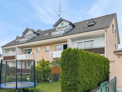 Charmante und vollmöblierte 2-Zimmer-Dachgeschoss-Wohnung in Königsbrunn