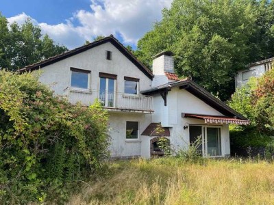*RESERVIERT* Attraktives freist. Wohnhaus  in ruhiger Südwest- Höhenlage