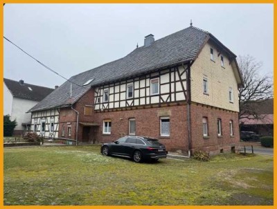 VIEL PLATZ MITTENDRIN!
KEINE KÄUFERPROVISION