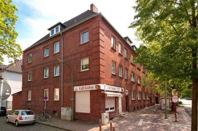 Großzügie, renovierte 2-Zimmer-Wohnung in zentraler Lage!