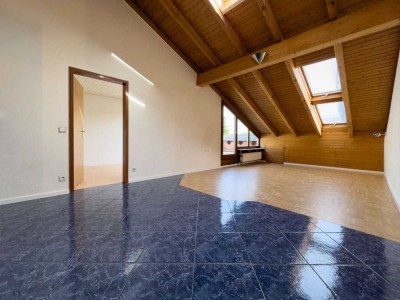 Charmante 2-Zimmer-Dachgeschosswohnung - großzügiges Wohngefühl!