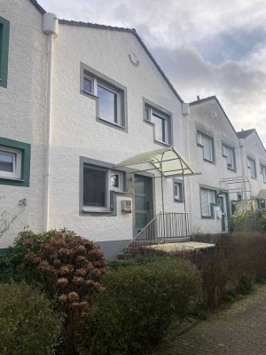 Saniertes Reihenmittelhaus in Köln-Rheinkassel zu vermieten (perfekt für Familie mit Kind/ern)