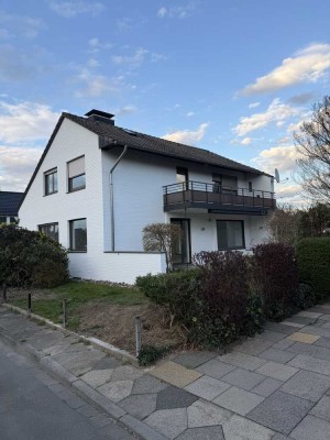 Modernisiertes Einfamilienhaus in ruhiger Lage von Düsseldorf-Unterrath