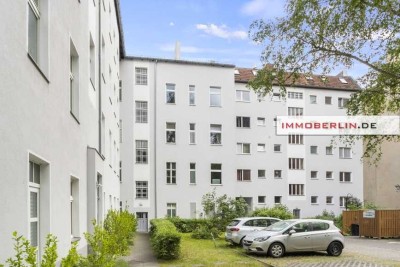 IMMOBERLIN.DE - Lichtdurchflutete Dachgeschosswohnung mit Südterrasse