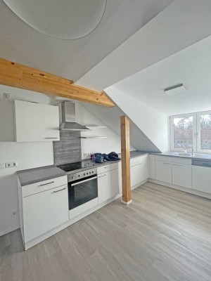 6942 - Großzügige 1-Zimmerwohnung mit Tageslichbad in der Waldstadt!