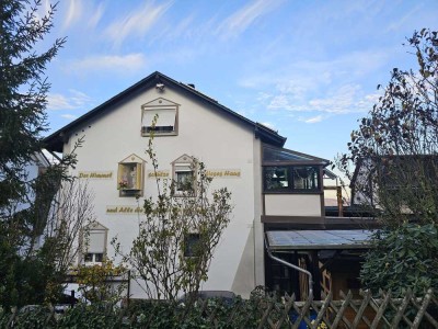 Mehrfamilienhaus im Grünen mit Wintergarten | 251 qm Wohnfläche | 2 Stellplätze | Eppstein-Bremthal