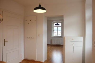 KUNDL - exklusive, teilmöblierte 2-Zimmer Maisonettenwohnung
