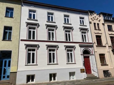 Wunderschöne Dachgeschosswohnung mit 3 Zimmern und großer Dachterrasse