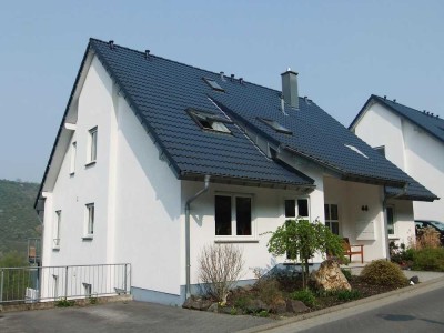 2-Zimmer-Souterrainwohnung mit Rheinblick in Boppard
