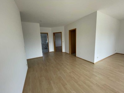 Ansprechende 3-Zimmer-Wohnung mit Balkon und Einbauküche in Weyhe