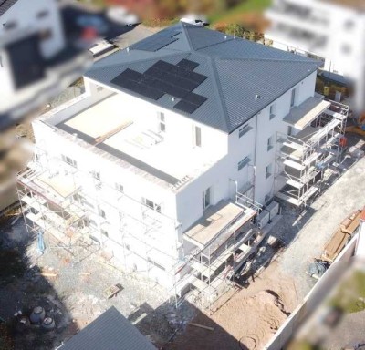 Etagenwohnung 2 Zimmer im 1.OG mit 2 Balkonen ** Top ETW ** Anlage ** QNG-Förderfähig