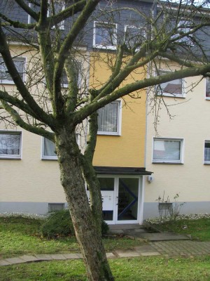 Vollständig renovierte 2-Raum-Wohnung mit Terrasse in Remscheid Oberreinshagen