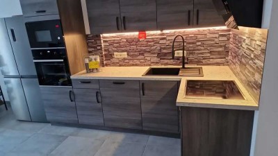 Helle 2-Zimmer Wohnung mit Garten in Poing