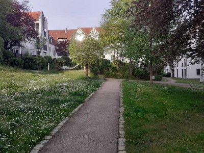 Schöne 2-Zimmer-Wohnung mit Balkon und EBK in Schwabach