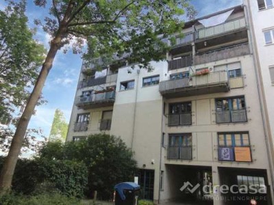 Helle 4 Raum Wohnung