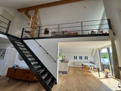 KÖLN -- BRÜCK: PENTHOUSE - MAISONETTE MIT HERRL. SÜD-WEST-TERRASSE --  HAUS IM HAUS IM NEUBAUKOMFORT