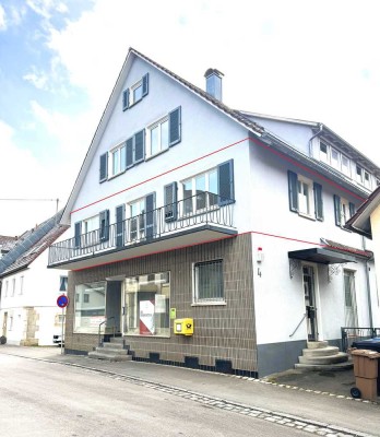 Schöne Wohnung in Aichtal-Grötzingen mit 3 Schlafzimmer, Wohnzimmer, Esszimmer, Küche, Bad