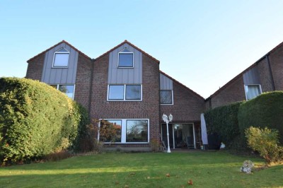 Ruhiges und schönes Wohnen in attraktiver *DOPPELHAUSHÄLFTE* mit Garten in Wittingen!