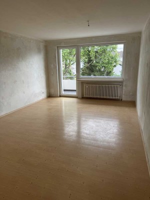 Preiswerte 3,5-Zimmer-Wohnung mit Balkon in Duisburg-Walsum