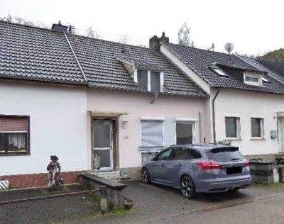 *** Kleines 1 Familienhaus mit Garten ***