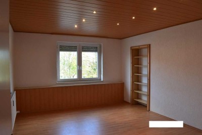 Großzügige, helle 5-Zimmer-Wohnung im Zentrum von Loderhof