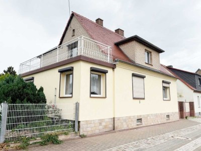 !!! Freistehendes EFH mit viel Wohnfläche u. Grundstück + Outdoorpool, sucht neuen Besitzer !!!
