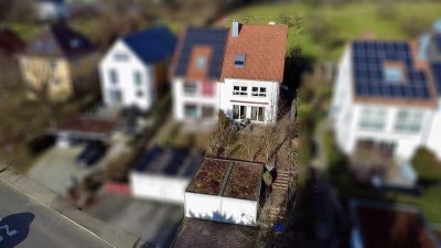 Attraktive und moderne Doppelhaushälfte in naturnaher Innenstadtrandlage