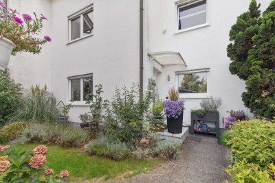 Modernisiertes Reihenhaus mit 150 m² Wohnfl. und 56 m² ausgeb. Dachgeschoss (zusätzl. Nutzfläche)