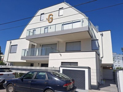 5-Zimmer-Penthouse mit zwei Terrassen – eigener Lift, Nähe zur U-Bahn