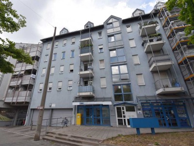 2 Zimmer-Wohnung mit Balkon und optionalen Tiefgaragenstellplatz in Nürnberg Schweinau