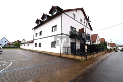 Mehrfamilienhaus - mit Potenzial!
Achtung Kapitalanleger und Investoren!