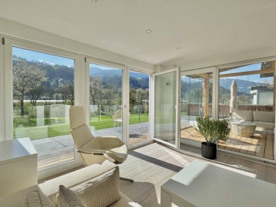 Traumhafte Maisonettewohnung mit ca. 147 m² Wohnfläche mit Garten, Wintergarten, 2 Terrassen &amp; Panoramablick