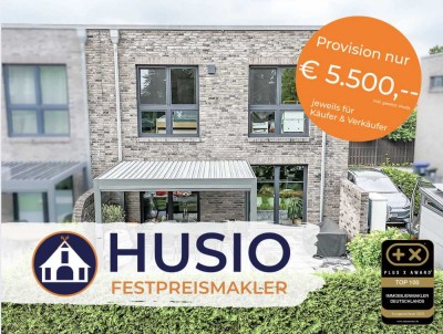 Modernes energieeffizientes Townhouse mit zwei Vollgeschossen und Garten mit überdachter Terrasse