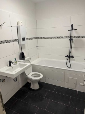 Moderne 3,5 Zimmer Dachgeschosswohnung in Gelsenkirchen-Ückendorf – Komplett saniert & vermietet