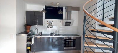 2 . Obergeschoss Dachgeschoss, 27i. Wohnung mit Terrasse und Balkon, Privatverkauf