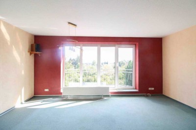 Wohnen mit Blick ins Grüne: 3-Zi.-Maisonette-Wohnung mit Balkon in gefragter Wohnlage