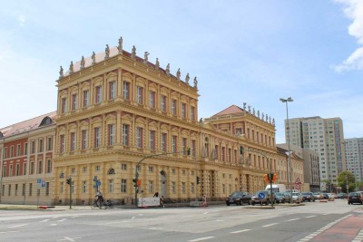 Im Herzen von Potsdam! 3-Zimmer-Wohnung mit tollem Wintergarten! KFZ-Stellplatz inklusive!