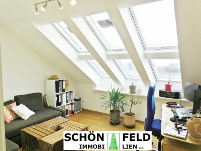 Nördlich von München auf dem Land:
Gehobene Dachgeschoß-Wohnung 
mit BORA-Herd und Wellness pur