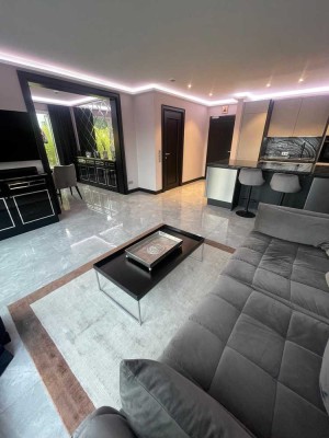 Luxuriöse 2,5-Zimmer-Penthouse-Wohnung mit riesiger Dachterrasse